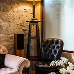 Hotel La Del Conte Mameli - Boutique & 4*