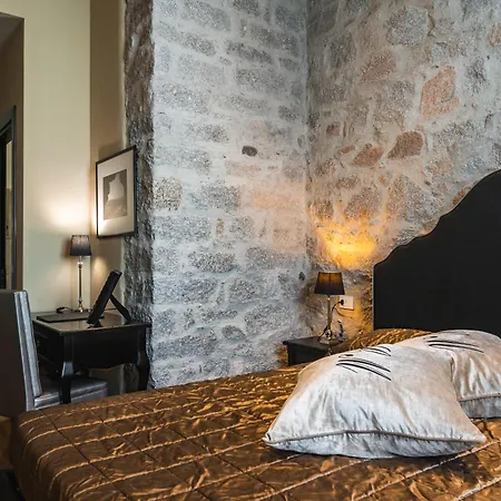 Hotel La Del Conte Mameli 4*