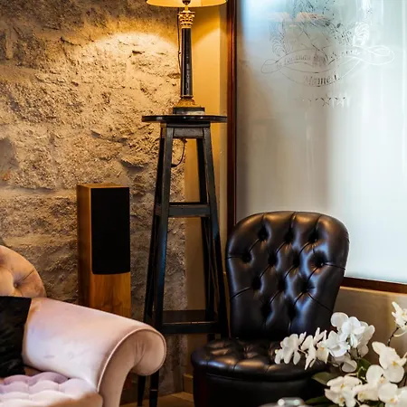 Hotel La Del Conte Mameli - Boutique & 4*