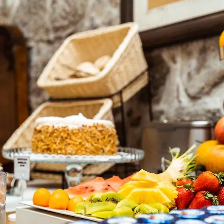 La Del Conte Mameli Hotel 4*