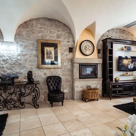 Hotel La Del Conte Mameli - Boutique Hotel&suite