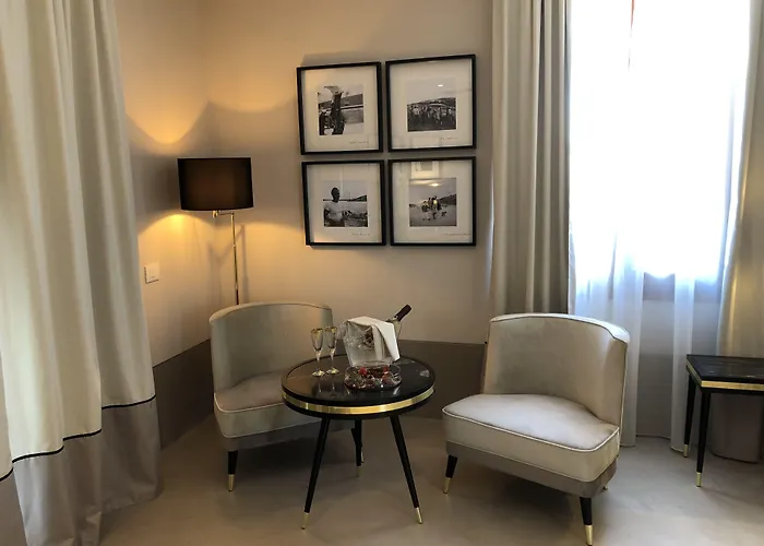 מלון La Del Conte Mameli - Boutique &